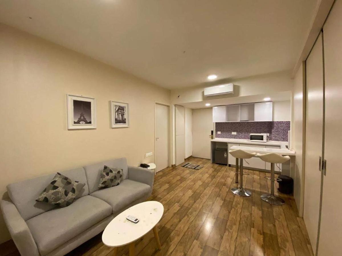 Honest Homes At Rajhans Belliza, Appartment Units 수라트 외부 사진