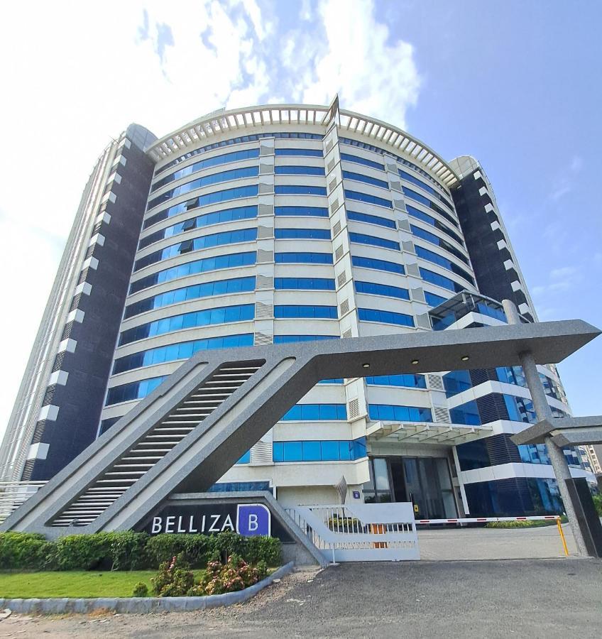 Honest Homes At Rajhans Belliza, Appartment Units 수라트 외부 사진