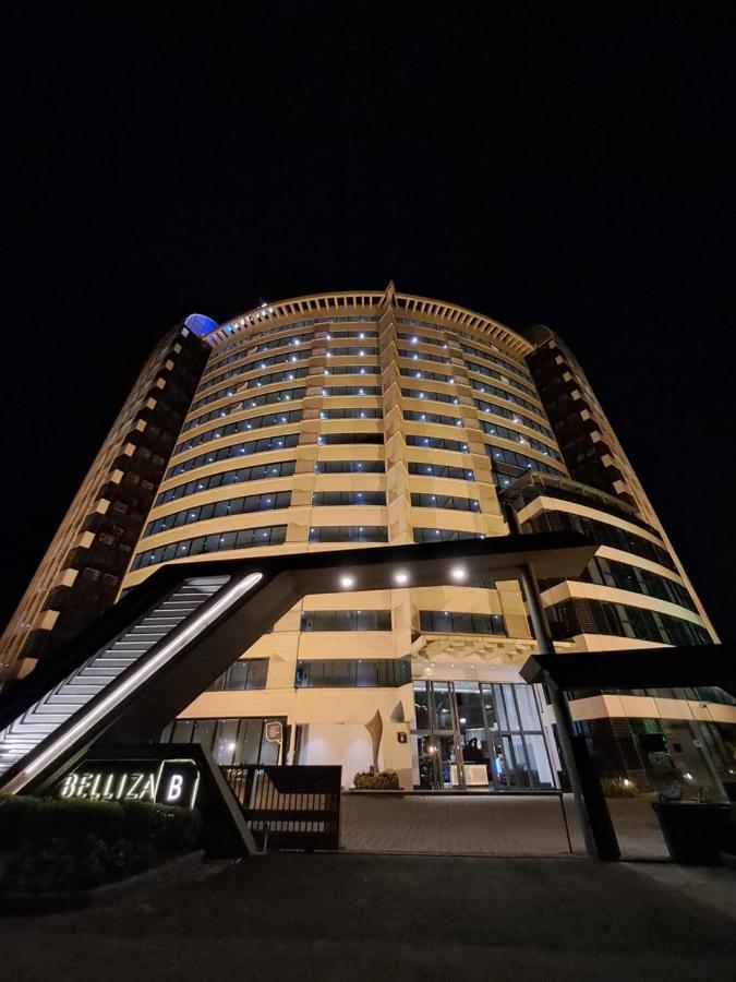 Honest Homes At Rajhans Belliza, Appartment Units 수라트 외부 사진