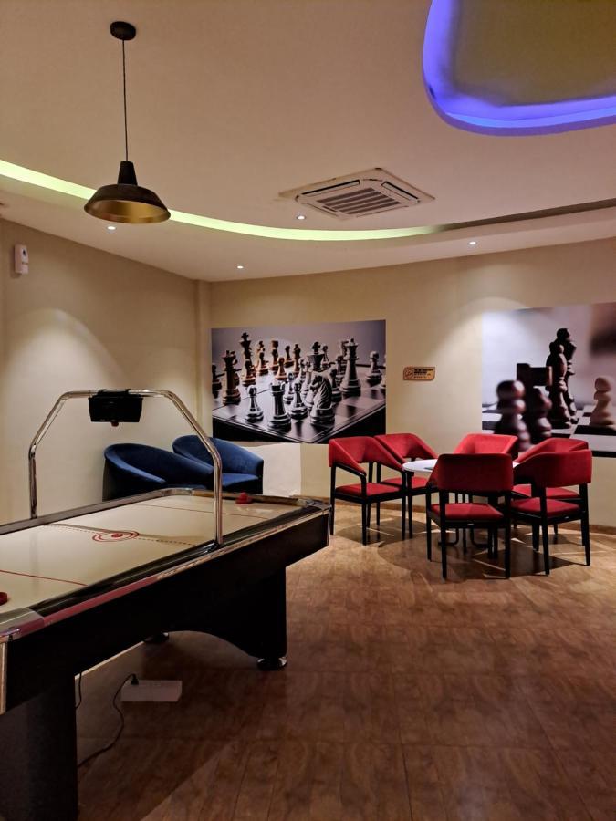 Honest Homes At Rajhans Belliza, Appartment Units 수라트 외부 사진